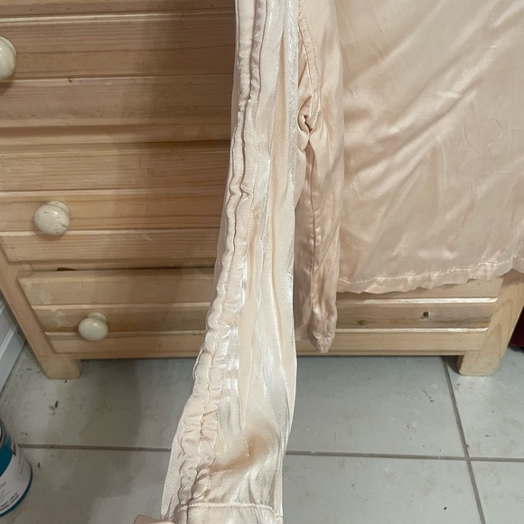 H&M Cream / White Silk Blouse with braided, bell sleeves— loose fitting! Size 12 - Picture 3 of 3